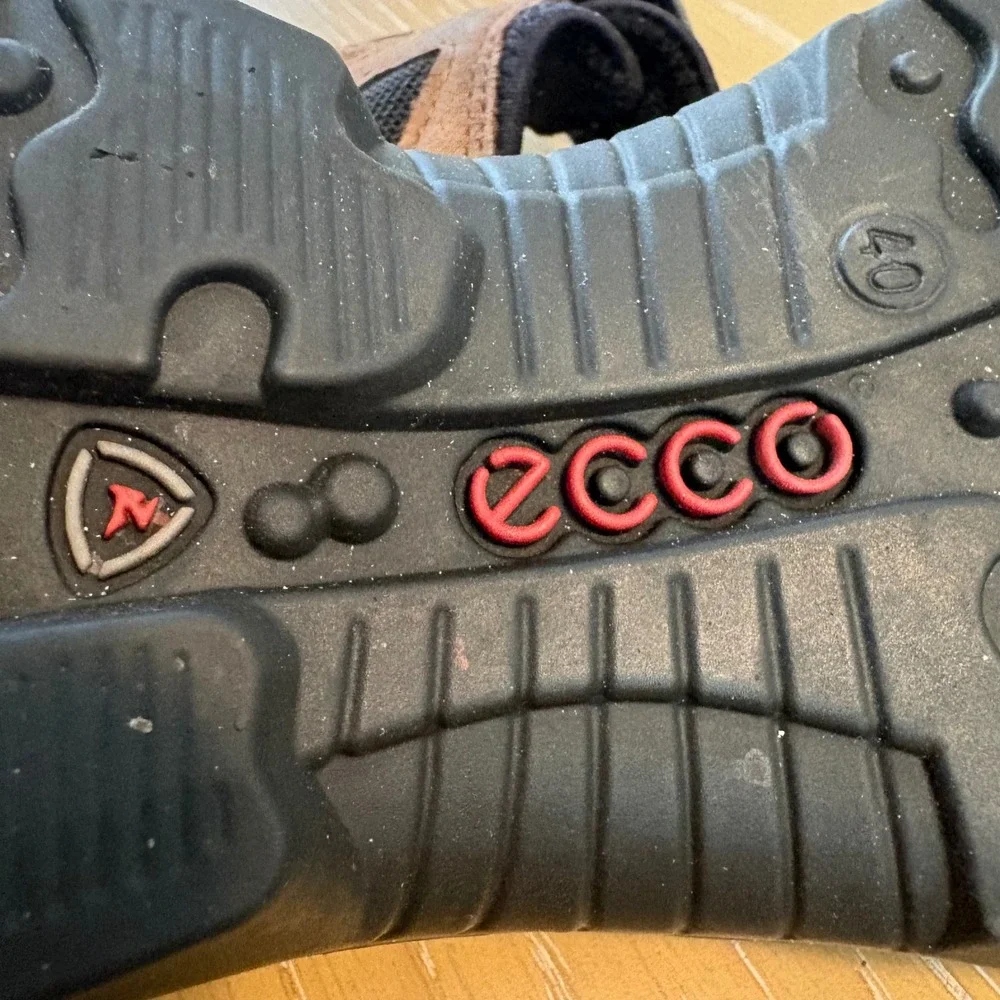 ECCO‎ Yucatan Womens Offroad Sandals Brown Nubuck Leather Hiking Size US 9.5 40